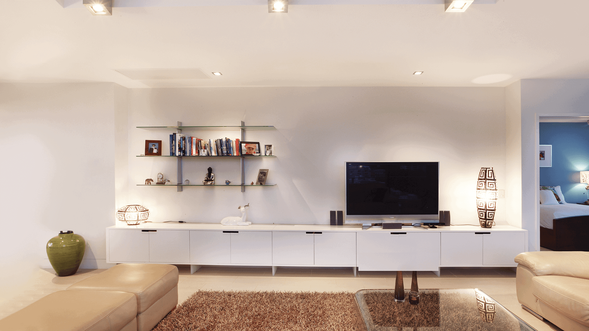 LED STRIP LIGHT