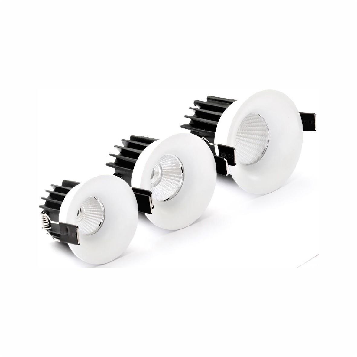 FB Curve Spot Light