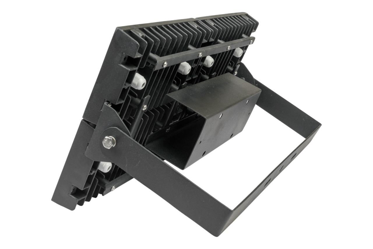 MODULAR FLOOD LIGHT